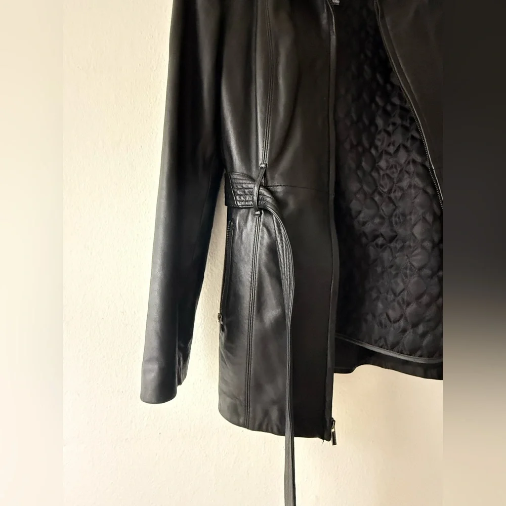 Wilson’s Black Leather Belted Jacket - Size M - Picture 3 of 16